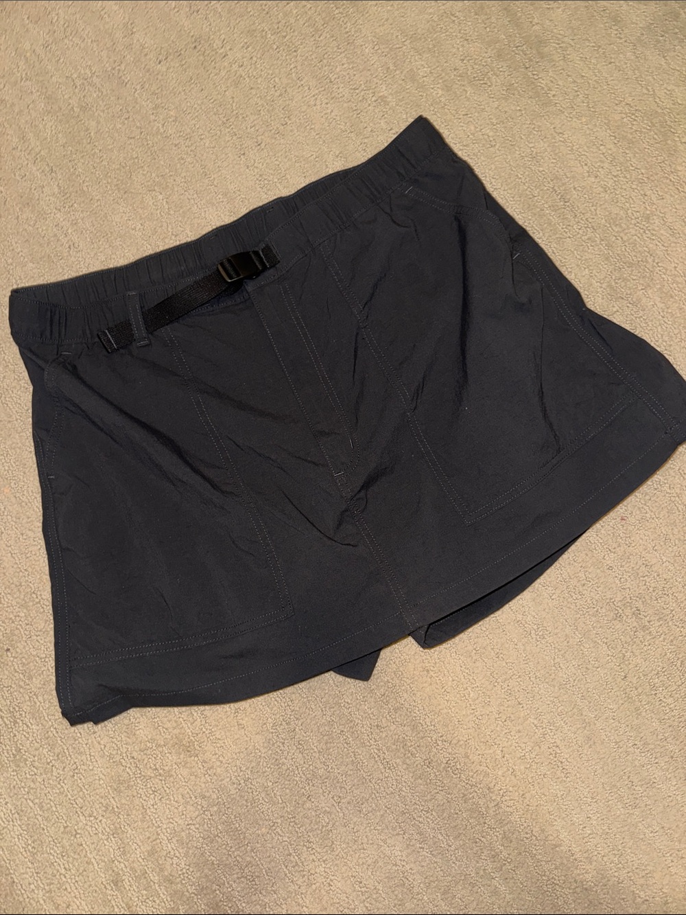 🆕 Patagonia Women's Outdoor Everyday Skort w Adjustable Belt & Pockets. L. NWT!🔥